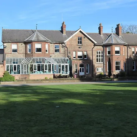 Hotel Burn Hall 3*