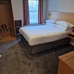 Burn Hall Szálloda Huby