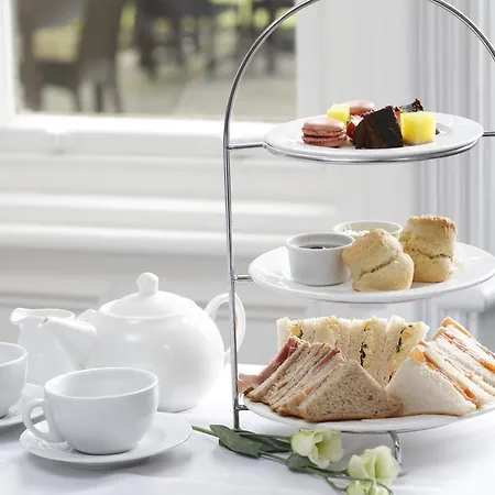 Hotel Burn Hall Huby