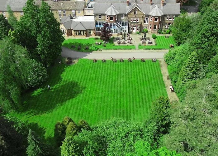 Burn Hall Hotel Huby