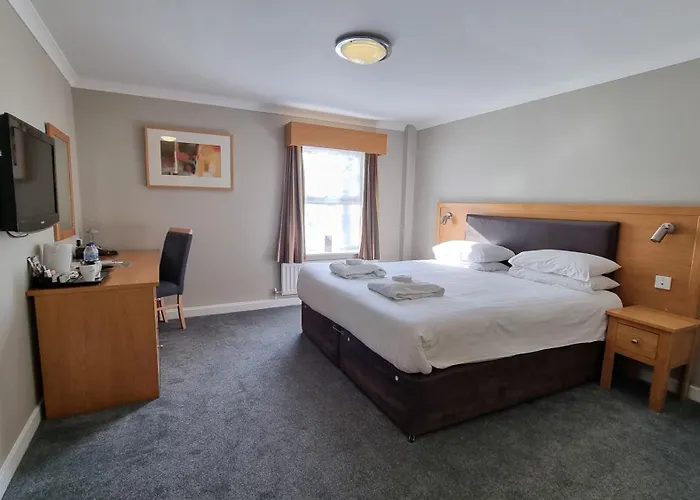 Burn Hall Hotel Huby